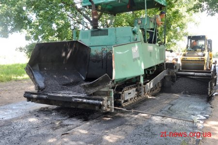 На під’їзді до с. Сонячне ремонтують дорогу