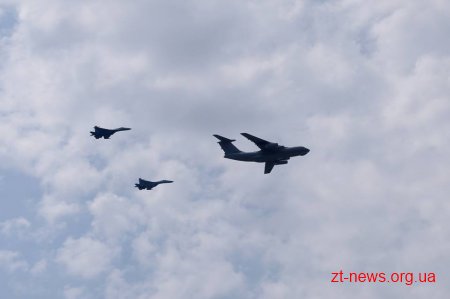 В смт Озерному відбулися урочистості з нагоди Дня Повітряних Сил
