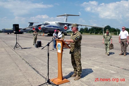 В смт Озерному відбулися урочистості з нагоди Дня Повітряних Сил