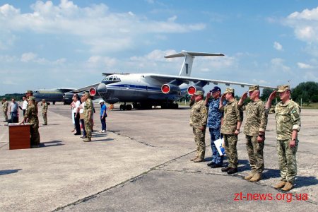 В смт Озерному відбулися урочистості з нагоди Дня Повітряних Сил