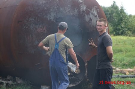 На Житомирщині перевірили підприємців, які випалюють вугілля