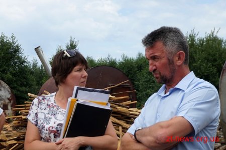 На Житомирщині перевірили підприємців, які випалюють вугілля