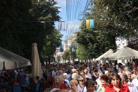 Сотні житомирян долучилися до святкування 1030 років Хрещення Русі