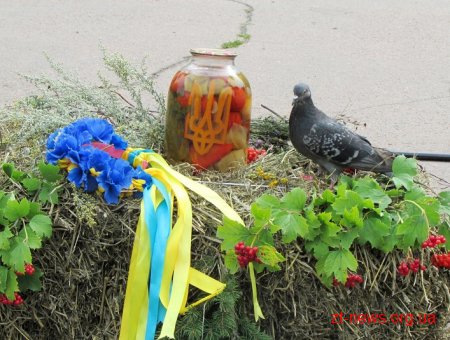 У Житомирі розпочався обласний ярмарок меду