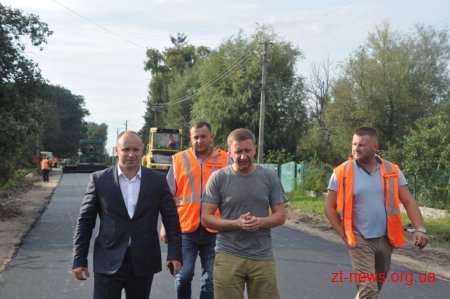 У селі Сонячне Житомирського району завершили ремонт дороги