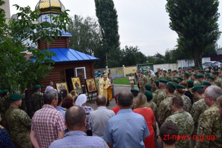 В капличці Покрови Пресвятої Богородиці відбувся молебень біля чудотворних ікони з гори Афон