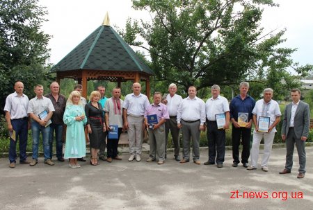 Напередодні Дня пасічника голова обласної ради Володимир Ширма привітав бджолярів Житомирщини