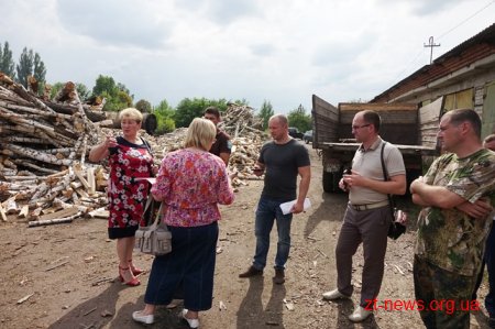 На Житомирщині продовжують перевіряти легальність підприємницької діяльності з випалювання вугілля