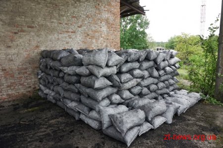 На Житомирщині продовжують перевіряти легальність підприємницької діяльності з випалювання вугілля
