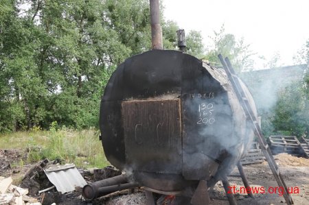 На Житомирщині продовжують перевіряти легальність підприємницької діяльності з випалювання вугілля