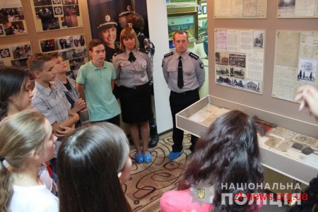 У Житомирі юні вартові правопорядку розпочали знайомство зі службами обласної поліції