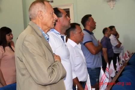 Міський голова нагородив керівника хору «Gloria» відзнакою «За заслуги перед містом»