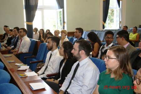 До Житомира приїхали волонтери Корпусу Миру