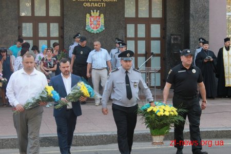 У Житомирі вшанували пам'ять правоохоронців, які загинули під час виконання службових обов’язків