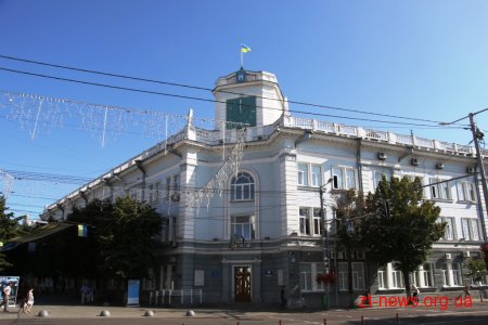 Головний годинник Житомира зупинився