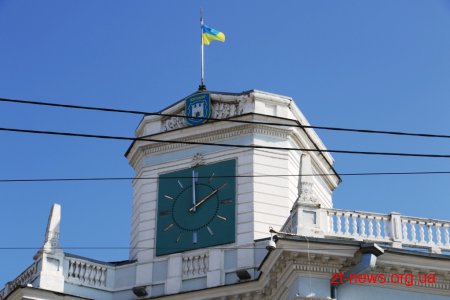 Головний годинник Житомира зупинився