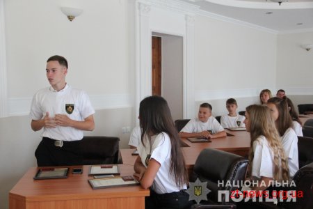У Житомирі відбулася урочиста посвята молоді у лави «Юних вартових правопорядку»