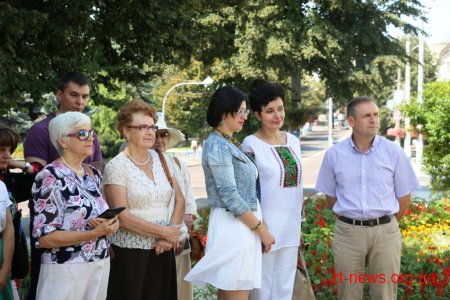 У Житомирі презентували оновлену Ляльку-мотанку