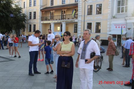 На Михайлівській усі бажаючі мали змогу написати диктант національної єдності