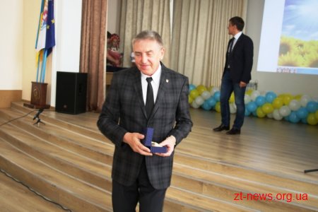 На конференції працівників освіти міста нагородили кращих вчителів