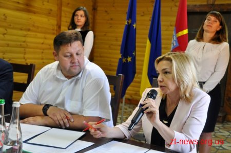 Ігор Гундич підписав два меморандуми про співпрацю з інвесторами
