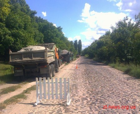 На дорозі Парипси-Почуйки продовжуються роботи з розширення дороги