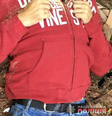 Поліцейські звертаються до громадян з проханням допомогти встановити особу чоловіка