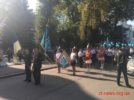 Міський голова привітав студентів ЖНАЕУ з початком нового навчального року