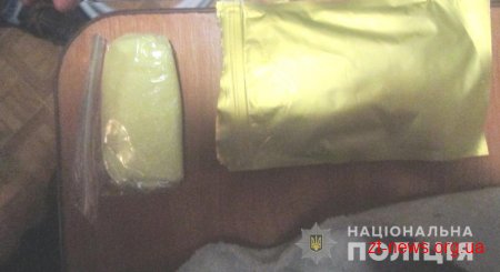У Бердичеві поліцейські вилучили у студента наркотиків на кілька тисяч гривень