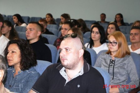 Близько 200 волонтерів візьмуть участь в організації та проведенні "Нова Пошта Космічний Напівмарафон"