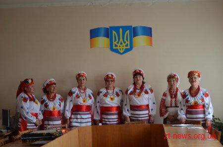 У Корольовській та Богунській районних радах відзначили переможців конкурсу "Мій ошатний район"