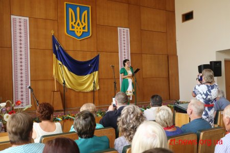 У Корольовській та Богунській районних радах відзначили переможців конкурсу "Мій ошатний район"