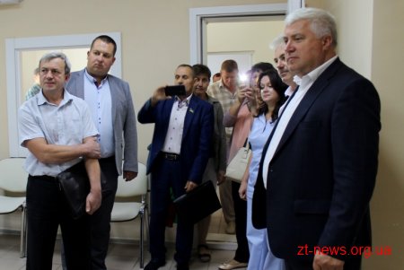 В обласній лікарні медики обговорили реформу галузі охорони здоров'я та оглянули відділення