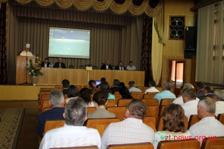 В обласній лікарні медики обговорили реформу галузі охорони здоров'я та оглянули відділення