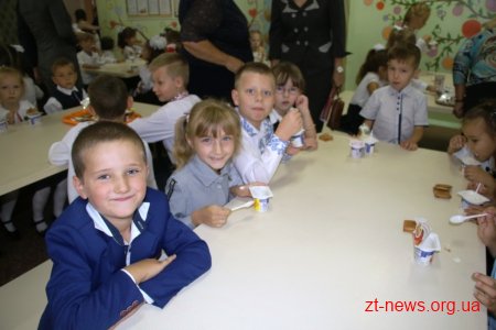 Заступниця мера оглянула як діти харчуються у житомирських школах