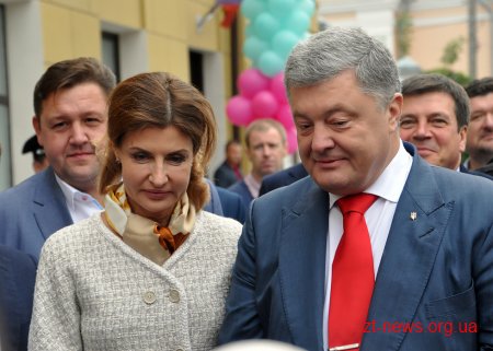 Президент України Петро Порошенко разом із дружиною приїхали до Житомира