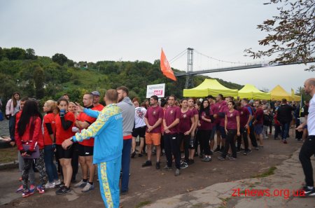 У Житомирі проходить спортивний фестиваль з веслування на човнах «Поліський дракон»