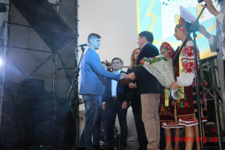 До Дня міста 19 родин учасників бойових дій отримали сертифікати на придбання житла