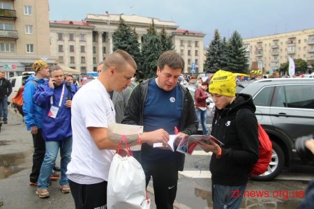 Космічний Напівмарафон пам’яті Леоніда Каденюка відбувся у Житомирі