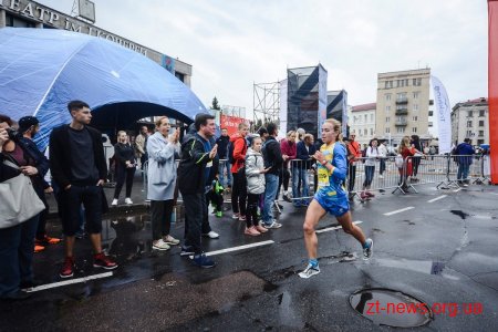 Космічний Напівмарафон пам’яті Леоніда Каденюка відбувся у Житомирі