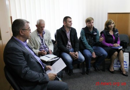 Володимир Ширма перевірив стан виконання ремонтних робіт в онкодиспансері