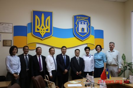 До Житомира приїхала китайська делегація з міста-побратима Дачжоу