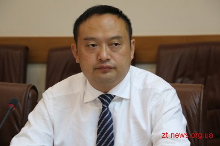 До Житомира приїхала китайська делегація з міста-побратима Дачжоу