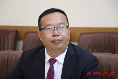 До Житомира приїхала китайська делегація з міста-побратима Дачжоу