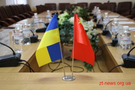 До Житомира приїхала китайська делегація з міста-побратима Дачжоу