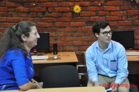 Житомирян запрошують на безкоштовні клуби англійської мови