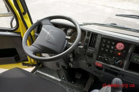 Спеціалізований автобус для дітей з особливими потребами возитиме школярів у Романівському районі
