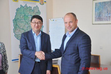 Представники компанії LG приїхали до Житомира