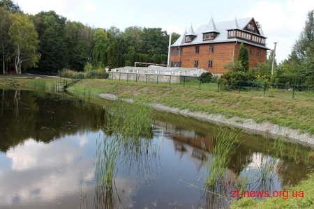 У житомирському ботанічному саду за бюджетні кошти «оновили» водойми