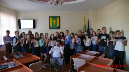 Організатори кінофестивалю «ЖУК» проводять зустрічі з учасниками